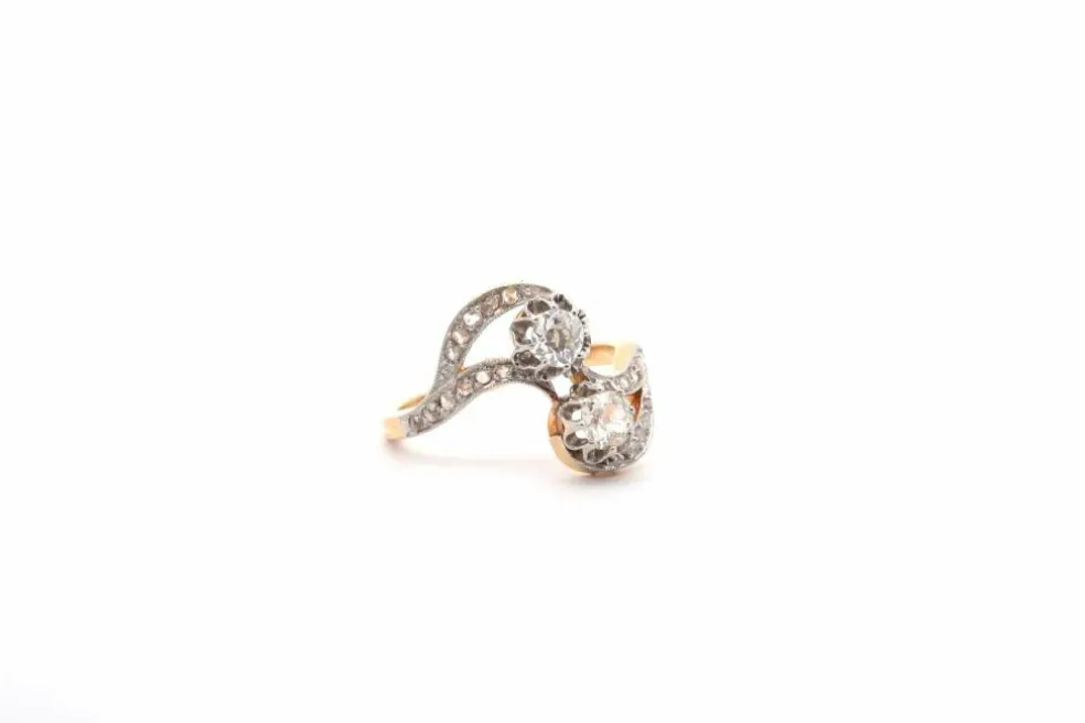 Bague vintage or jaune et platine diamants toi et moi