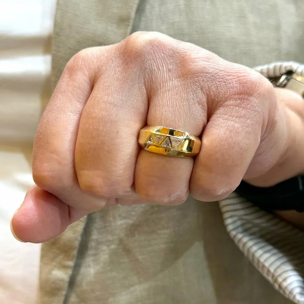 Bague vintage or jaune et diamants