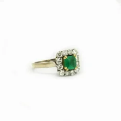 Bague vintage or jaune émeraude