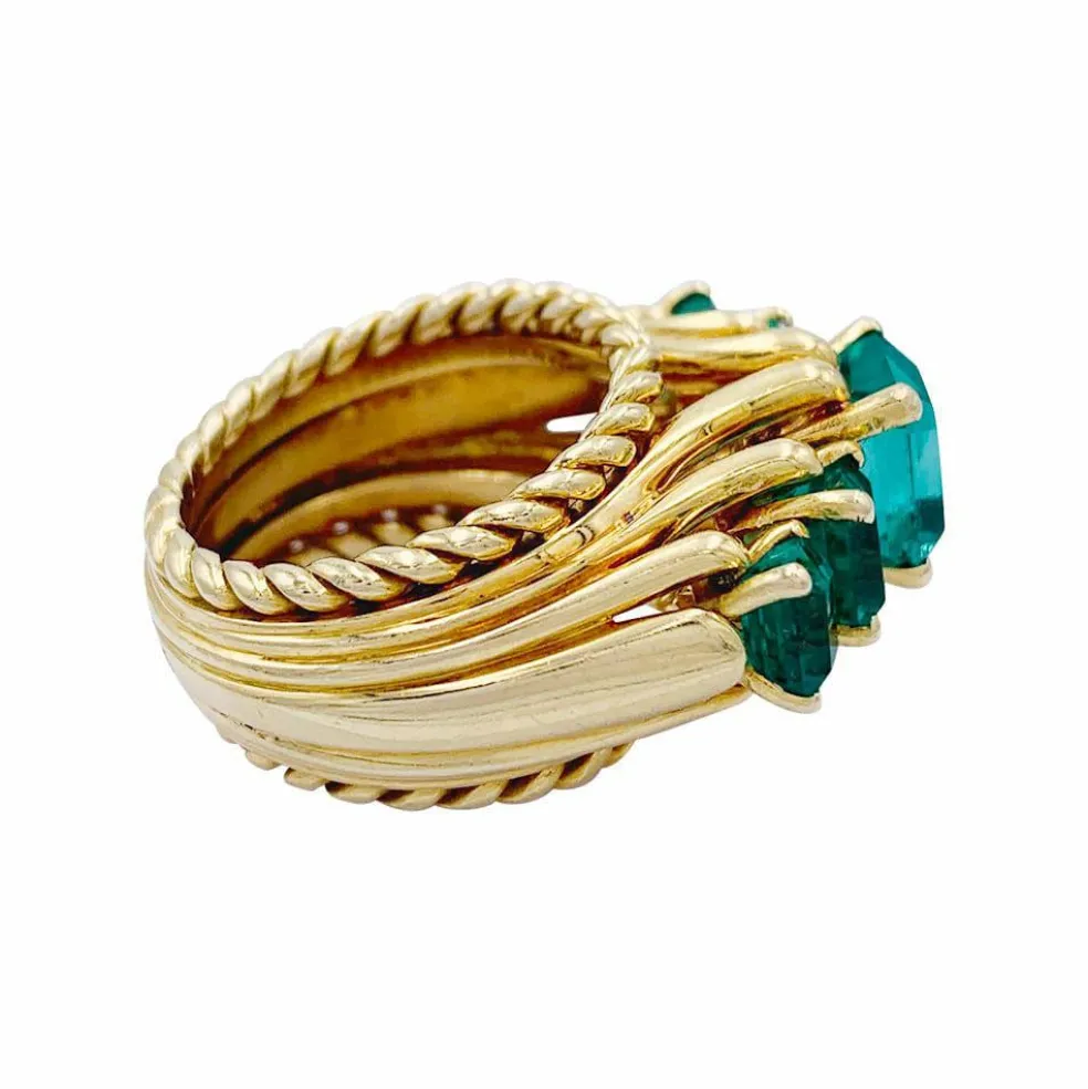 Bague vintage or jaune, émeraudes.