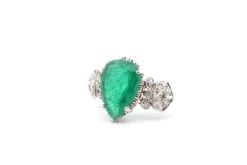 Bague vintage platine émeraude diamants