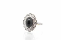 Bague vintage saphir cabochon et diamants en platine