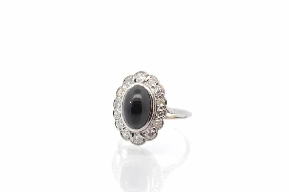 Bague vintage saphir cabochon et diamants en platine