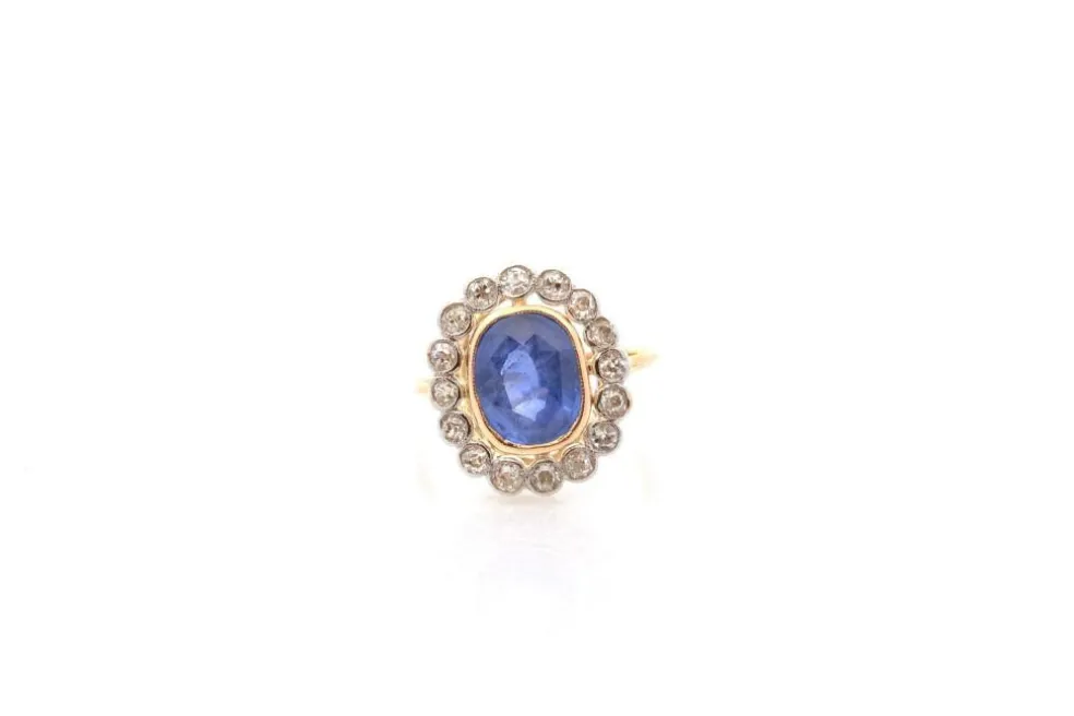 Bague vintage saphir de 3,40cts et diamants