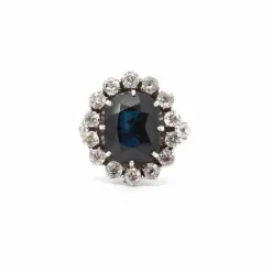 Bague vintage saphir et diamants en or blanc