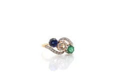 Bague vintage trilogie diamant, saphir et émeraude