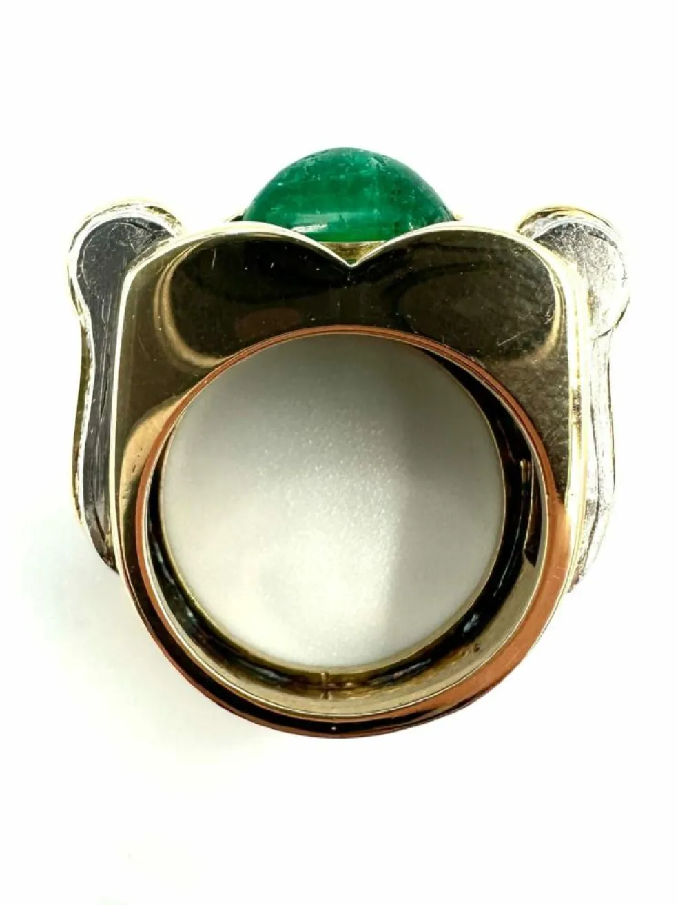 Bague vintage vers 1950 or jaune, émeraude et diamants