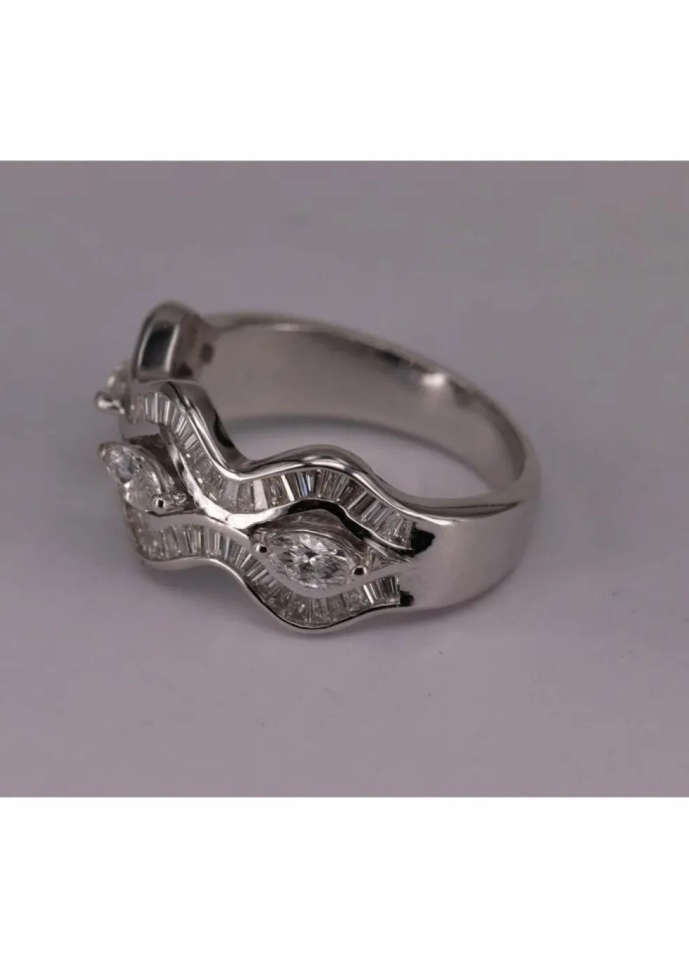 Bague Waves Or blanc et Diamants