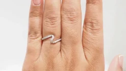Bague Zig Zag or blanc diamants
