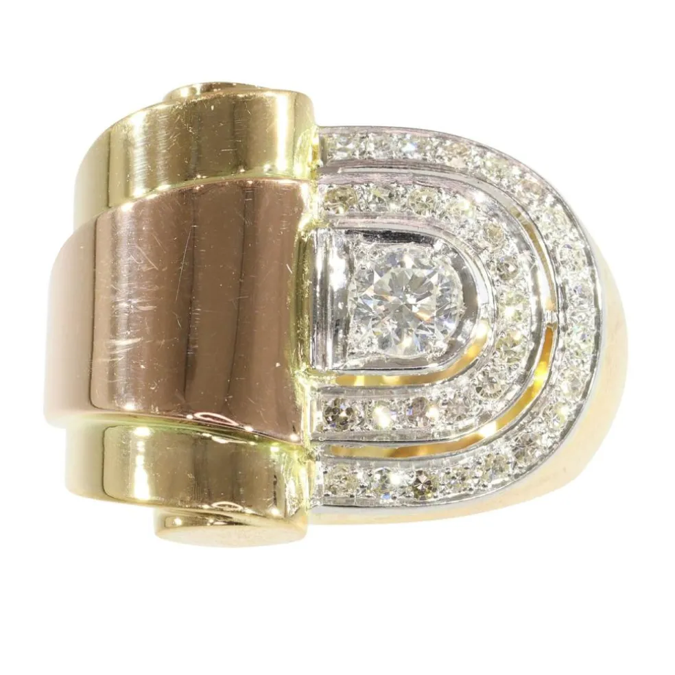 Beauté architecturale : bague vintage en or jaune, rouge et platine avec diamants des années 1950