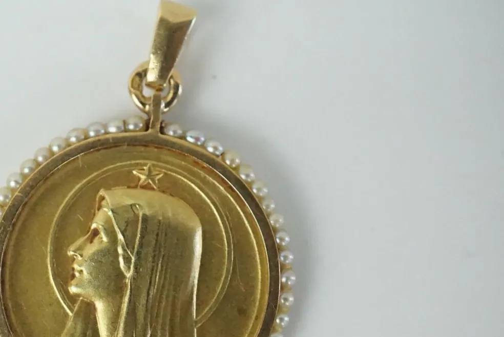 Becker - Médaille religieuse Maris Stella en or et perles fines