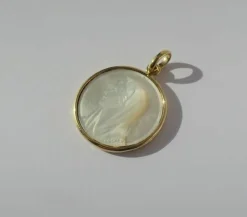 BECKER médaille vintage Vierge nacre or