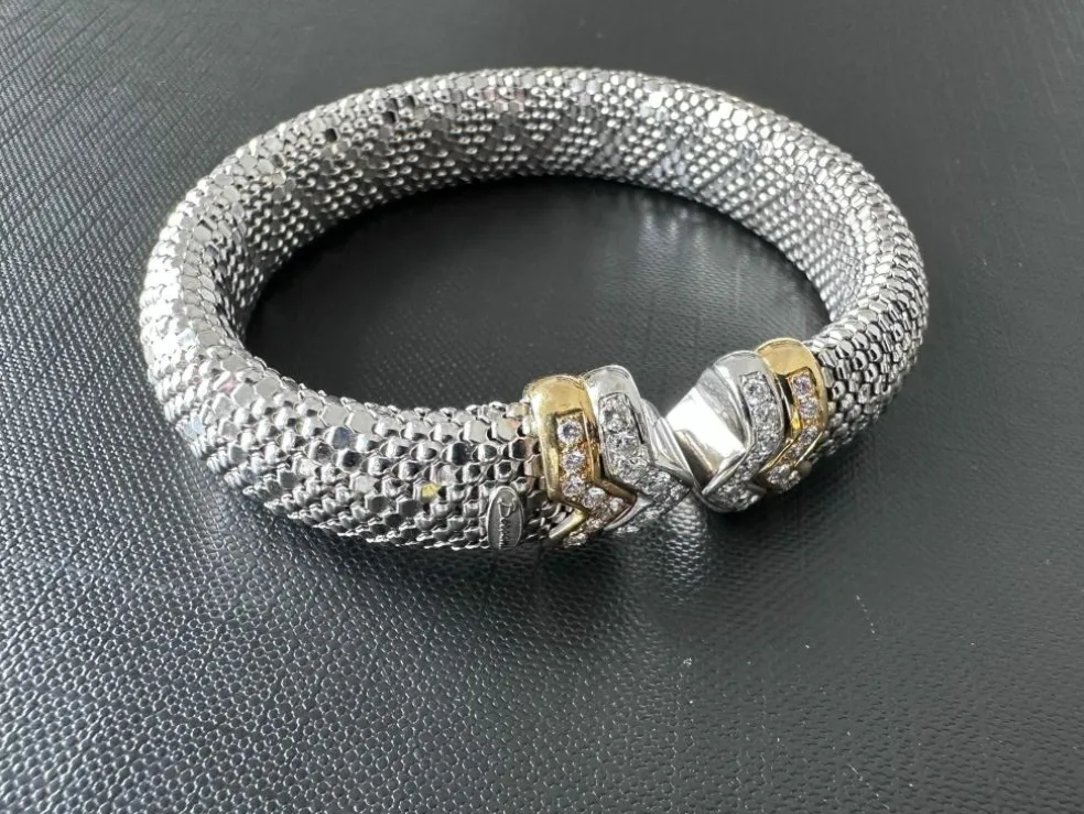 Bersani Bracelet modèle Cuff flexible en or avec diamants