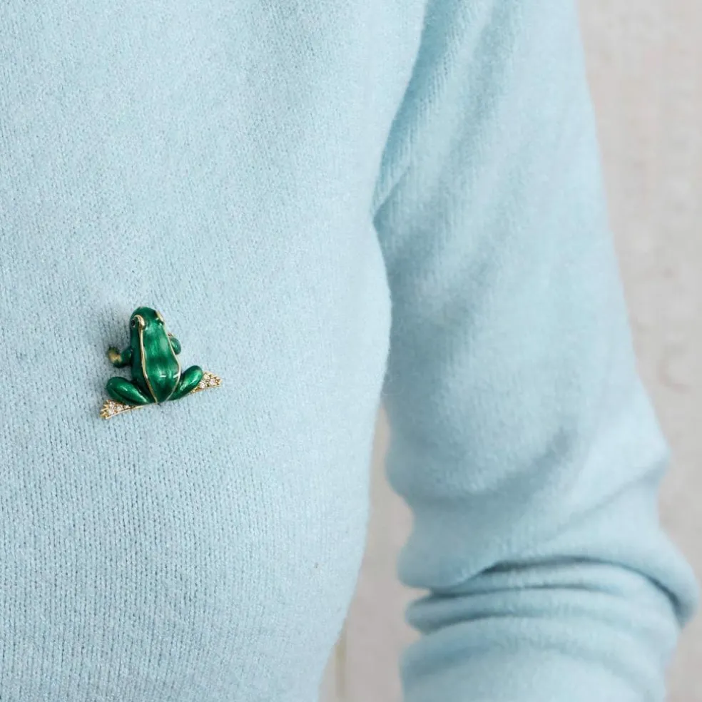 BOUCHERON - Broche Grenouille en or jaune, rubis, diamants, émail