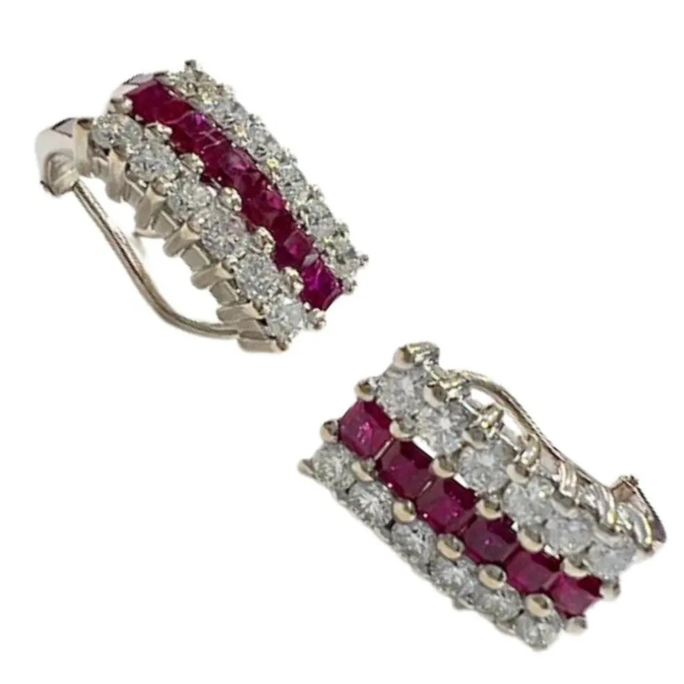 Boucle d'oreille de style Art Déco en or 18 ct avec diamants et rubis