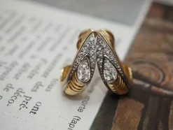 Boucle d'oreille retro or diamants