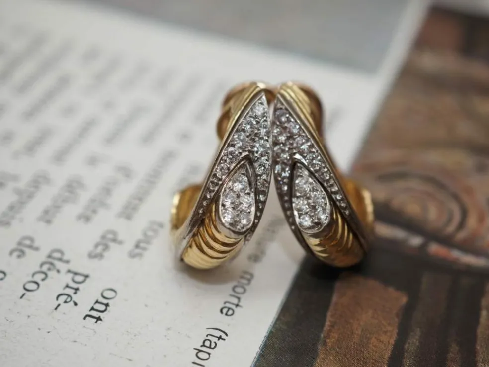 Boucle d'oreille retro or diamants