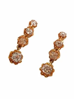 Boucle d’oreilles dormeuses anciennes, en or 18k et diamants