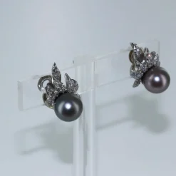 Boucles à clips perles de Tahiti et diamants
