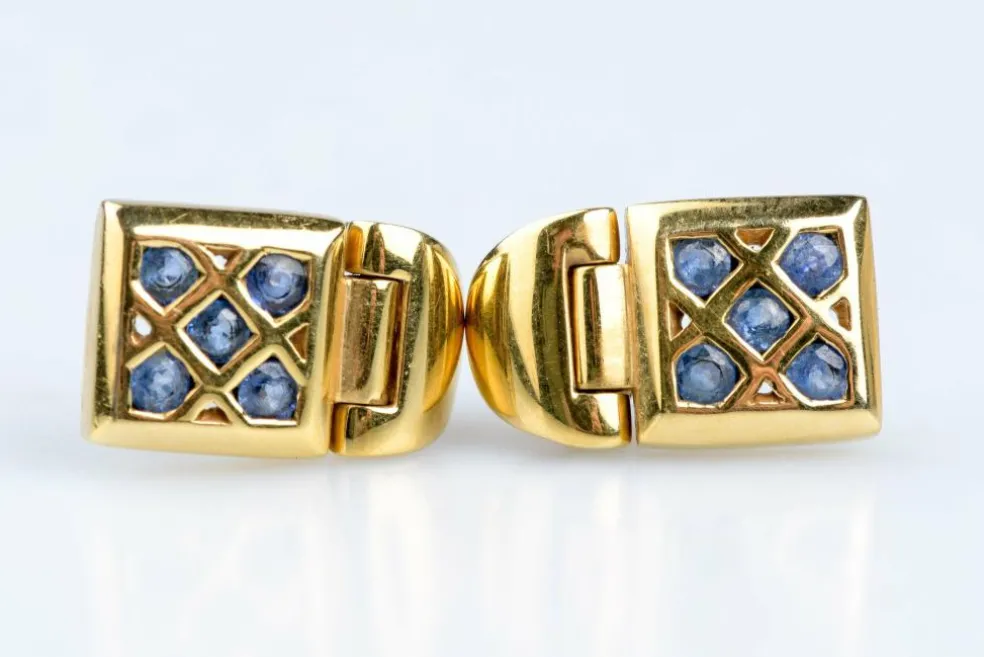 Boucles d'oreilles 18 carats Or jaune 0.20ct Saphir