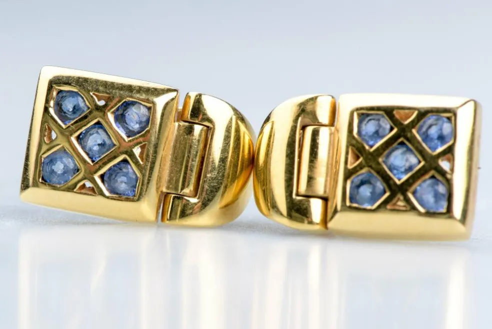 Boucles d'oreilles 18 carats Or jaune 0.20ct Saphir