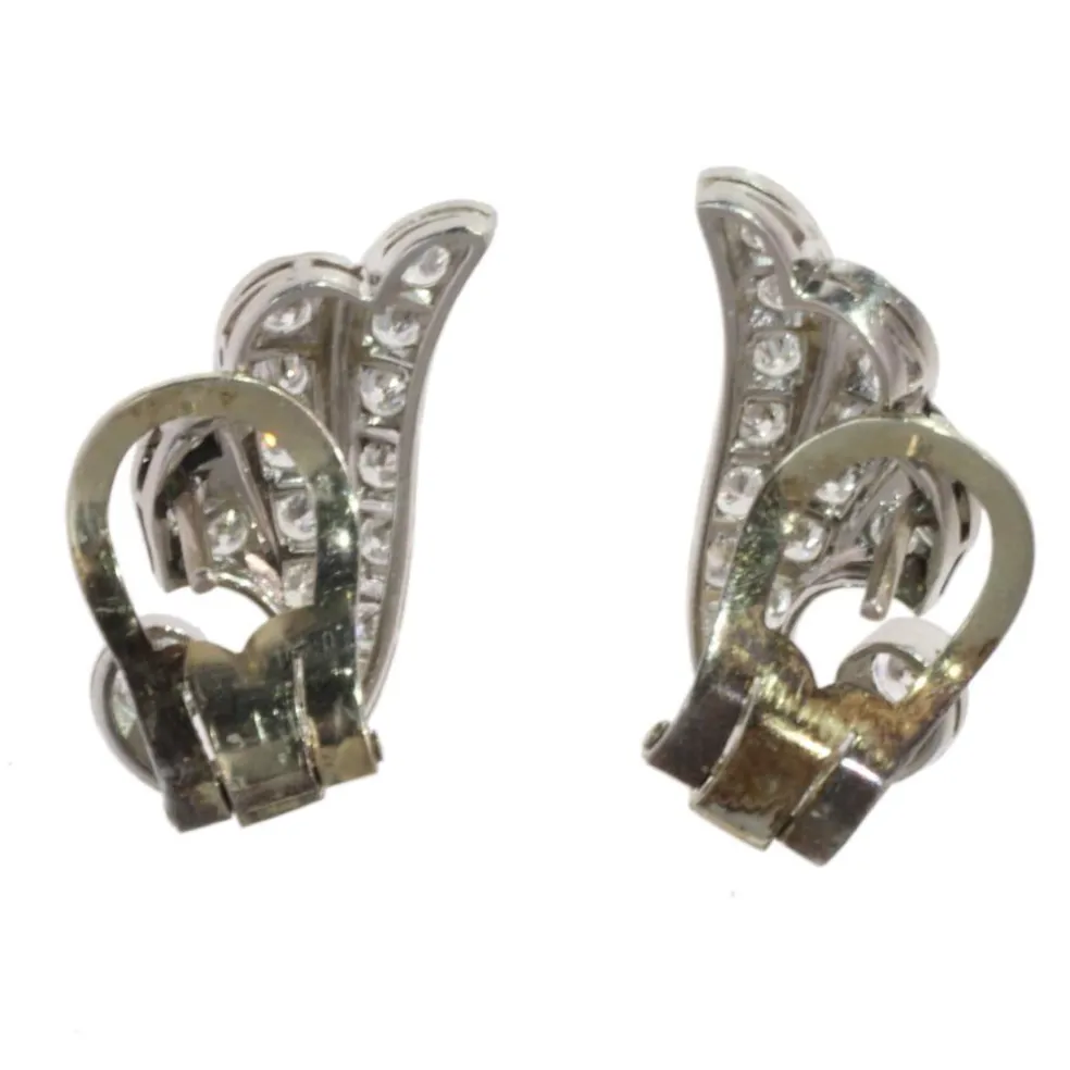 Boucles d'oreilles à clips en diamant en forme d'aile vintage des années 1950