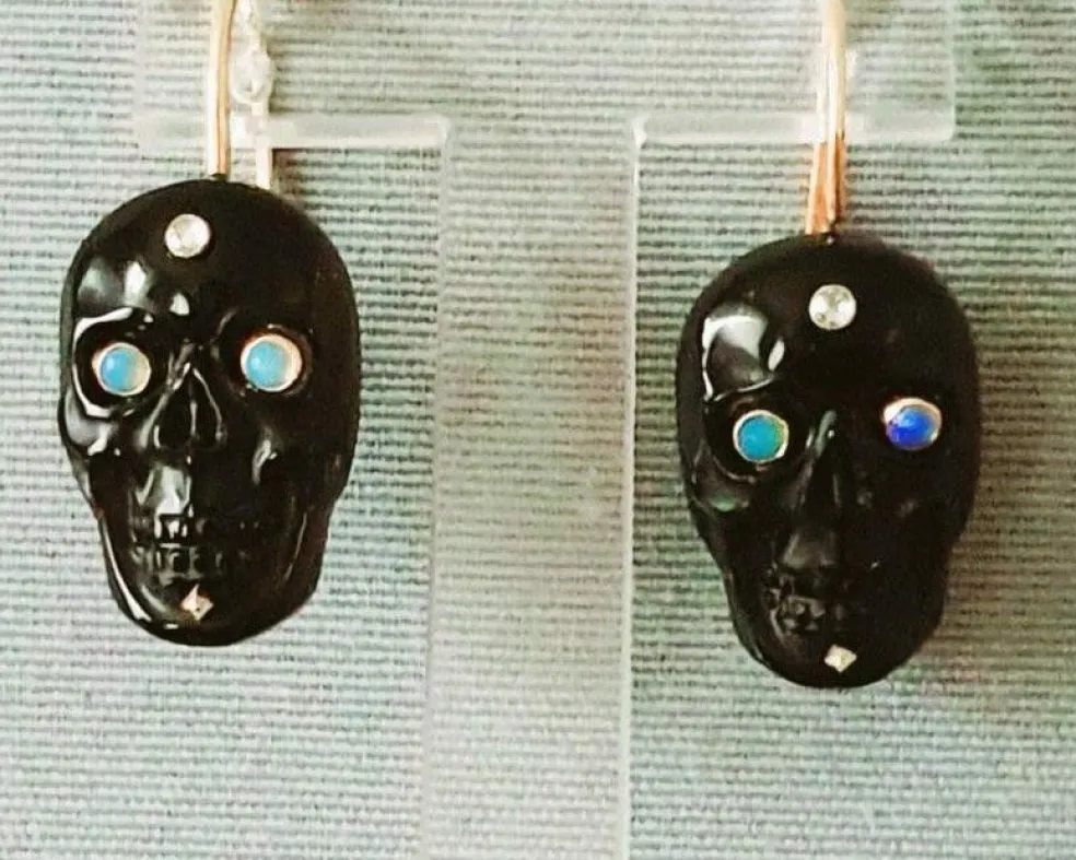 BOUCLES D'OREILLES "MOMENTO MORI" agate noires