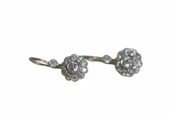 Boucles d'oreilles anciennes en or jaune et diamants