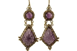 Boucles d'oreilles anciennes en or et améthyste