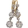 Boucles d'oreilles anciennes en or jaune et diamants