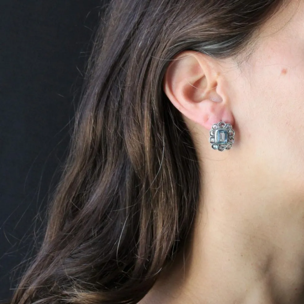 Boucles d'oreilles anciennes marguerites aigue-marines et diamants taillés en rose