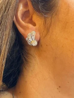 Boucles d’oreilles ancienne en or blanc, argent et platine