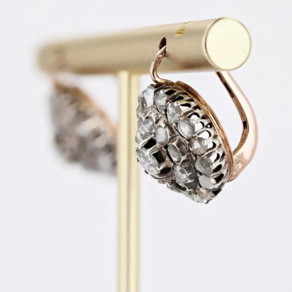 Boucles d'oreilles ancienne diamants taillés en rose en dormeuse