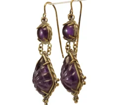 Boucles d'oreilles anciennes en or et améthyste