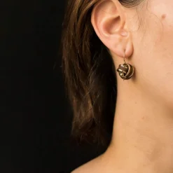 Boucles d'oreilles anciennes noeuds d'or et de cheveux