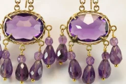 Boucles d'oreilles anciennes en or et améthyste