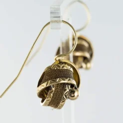 Boucles d'oreilles anciennes noeuds d'or et de cheveux