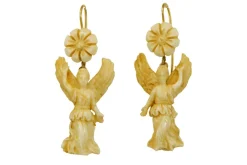 Boucles d'oreilles antiques en or sculptées en ivoire