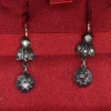 Boucles d'oreilles antiques de l'époque victorienne