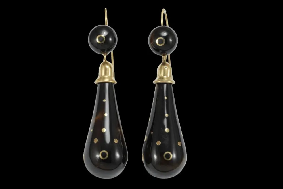 Boucles d'oreilles antiques en or piqué écaille de tortue