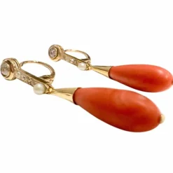 Boucles d'oreilles Art Déco corail perles diamants