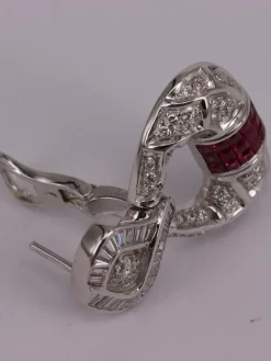 Boucles d'oreilles Art Déco Diamants Rubis or blanc