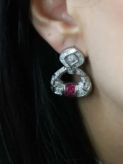 Boucles d'oreilles Art Déco Diamants Rubis or blanc