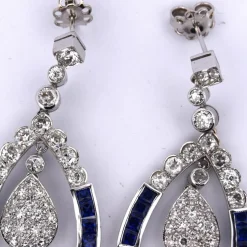 Boucles d'oreilles Art Déco en saphir et diamant