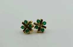 Boucles d'oreilles avec émeraudes