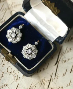 Boucles d'oreilles Belle Époque Marguerite or rose, diamants