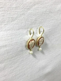 Boucles d'oreilles Camées Et Perles