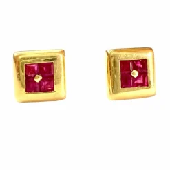 BOUCLES D'OREILLES CARREES RUBIS