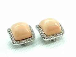 Boucles d'oreilles carrées corail et diamants