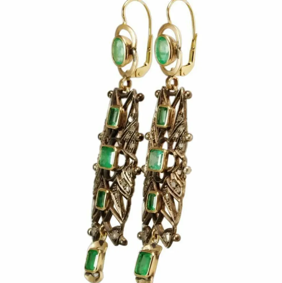 Boucles d'oreilles catalanes antiques en or, diamants et émeraudes